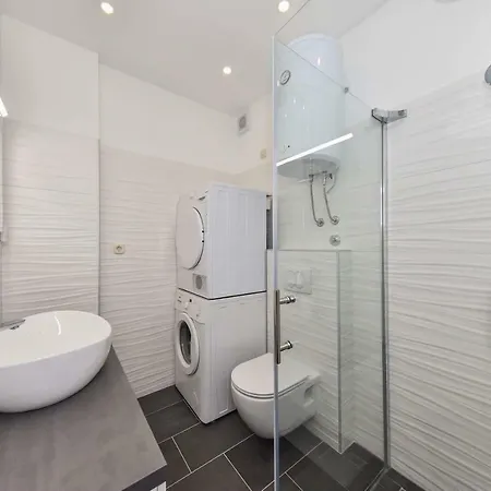 Purple Summer זאדאר